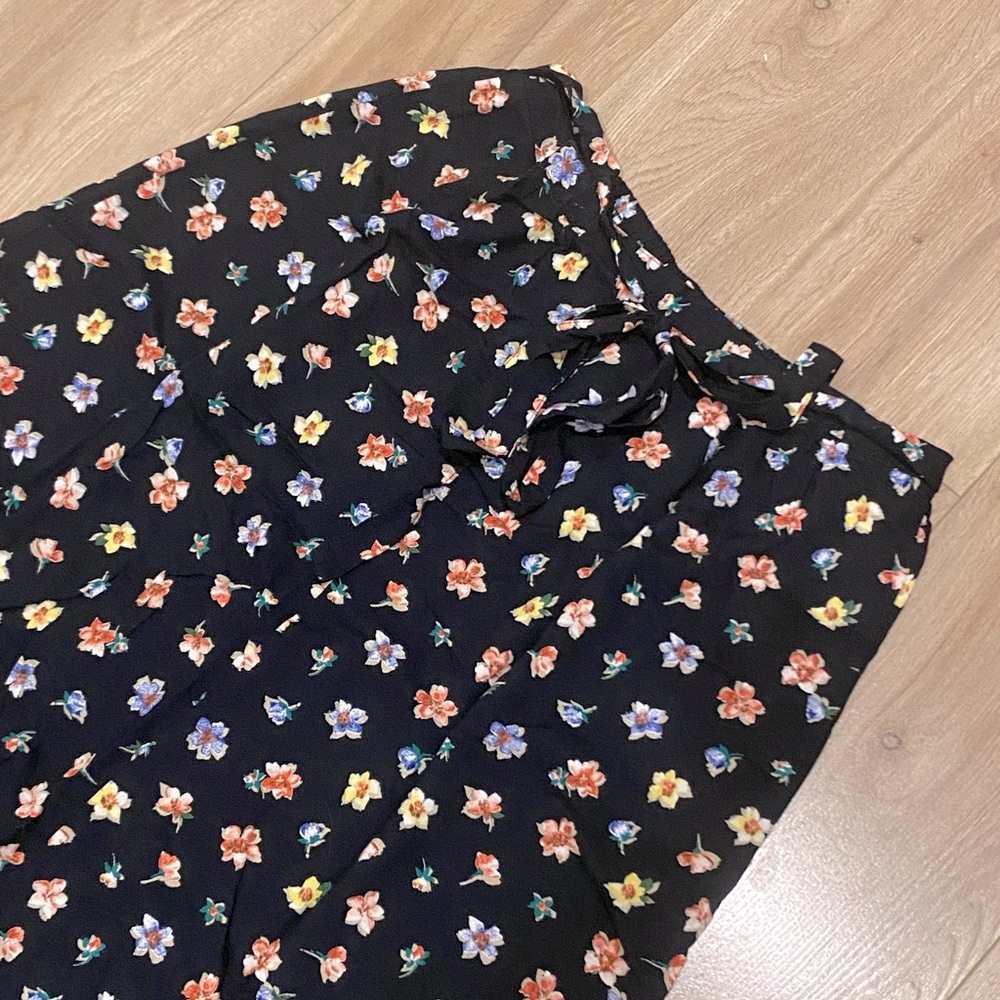 PRINCIPALS Vintage floral a-line midi skirt with tie - Picture 2 of 4